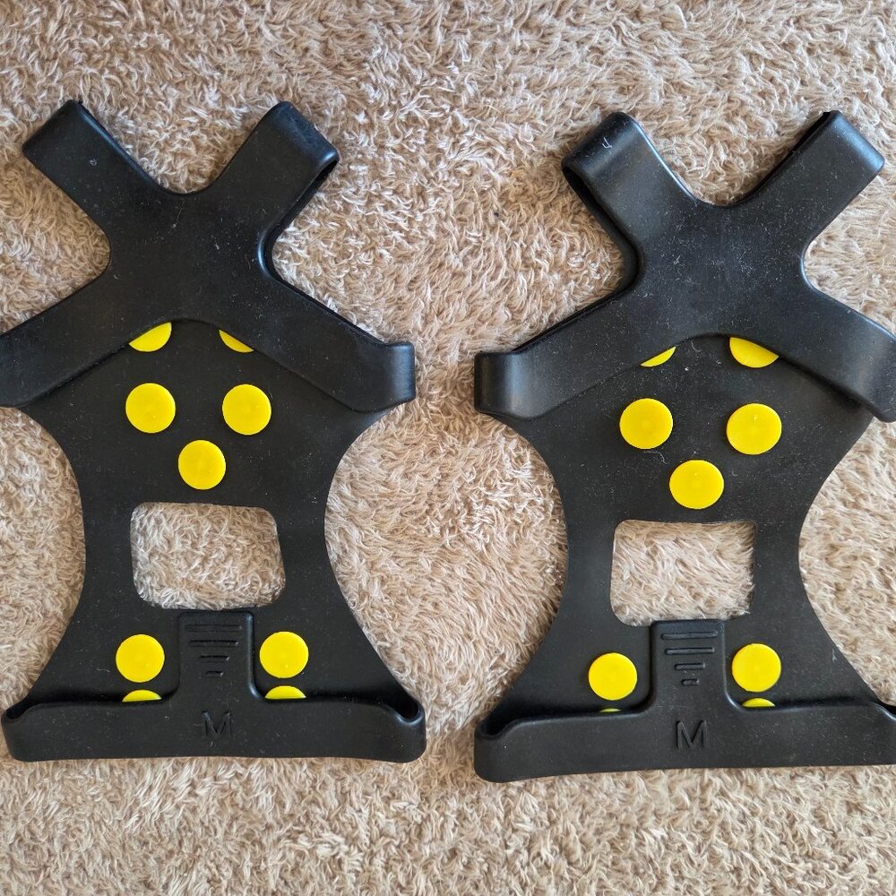 Ice Traction Cleats – Size M, 10-Stud, New